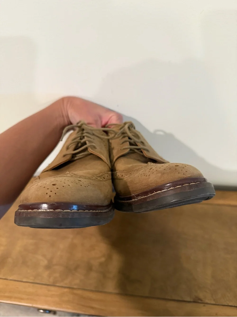 Cole Haan Men’s Tan Suede Wingtip Oxfords Size 9.5